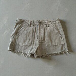 AMERICAN EAGLE Taupe Green Fringe Shorts Size US 6